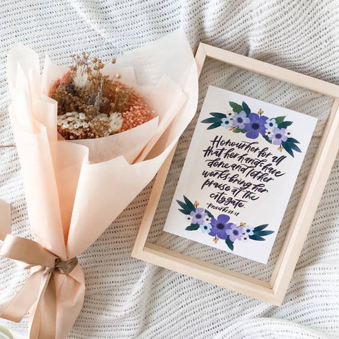 KRISTENxWOB: Frame + Flower