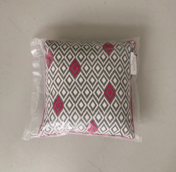Stitches & Tweed Cushion: Deree