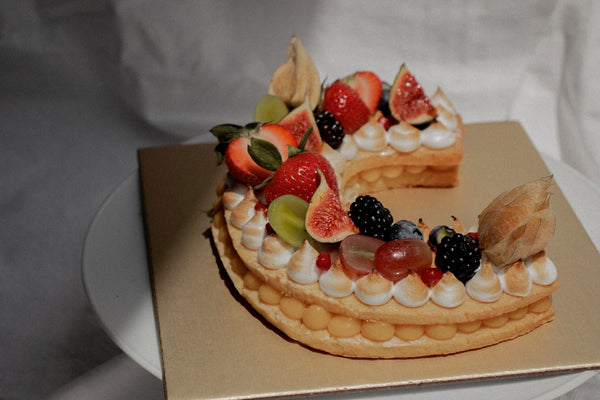 Customisable Tarts (passionfruit meringue)