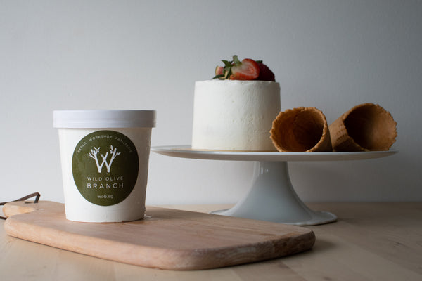 4" Cake + Ice Cream Bundle