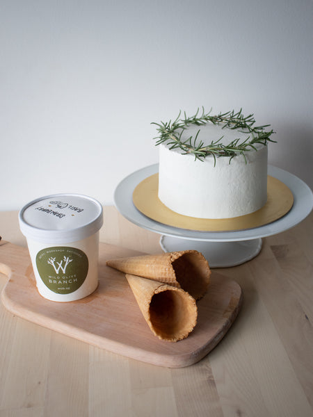 Deluxe Cake + Ice Cream Bundle