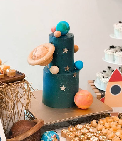 Planets & Space (2 Tier Cake)