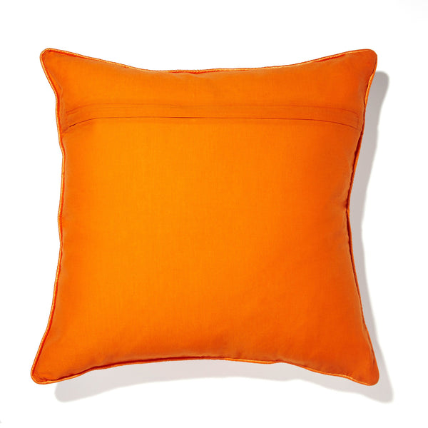 Stitches & Tweed Cushion: Omente