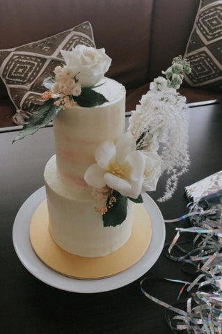 Rock Climbing Wedding Cake | Cookie Connection